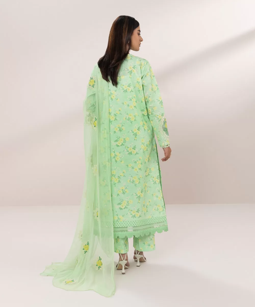 3 Piece - Embroidered Lawn Suit