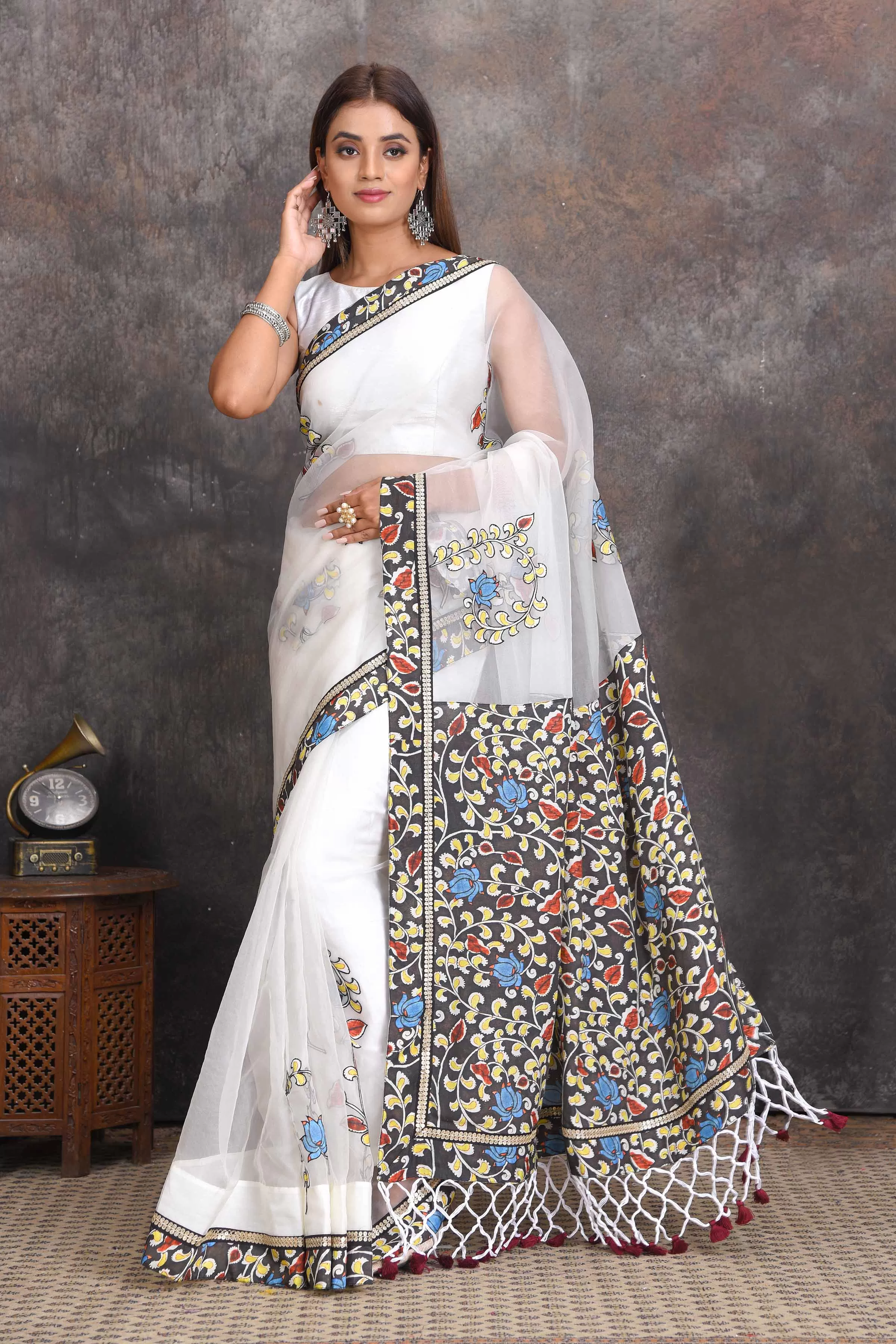 90N613 Off-White Organza Kalamkari Saree