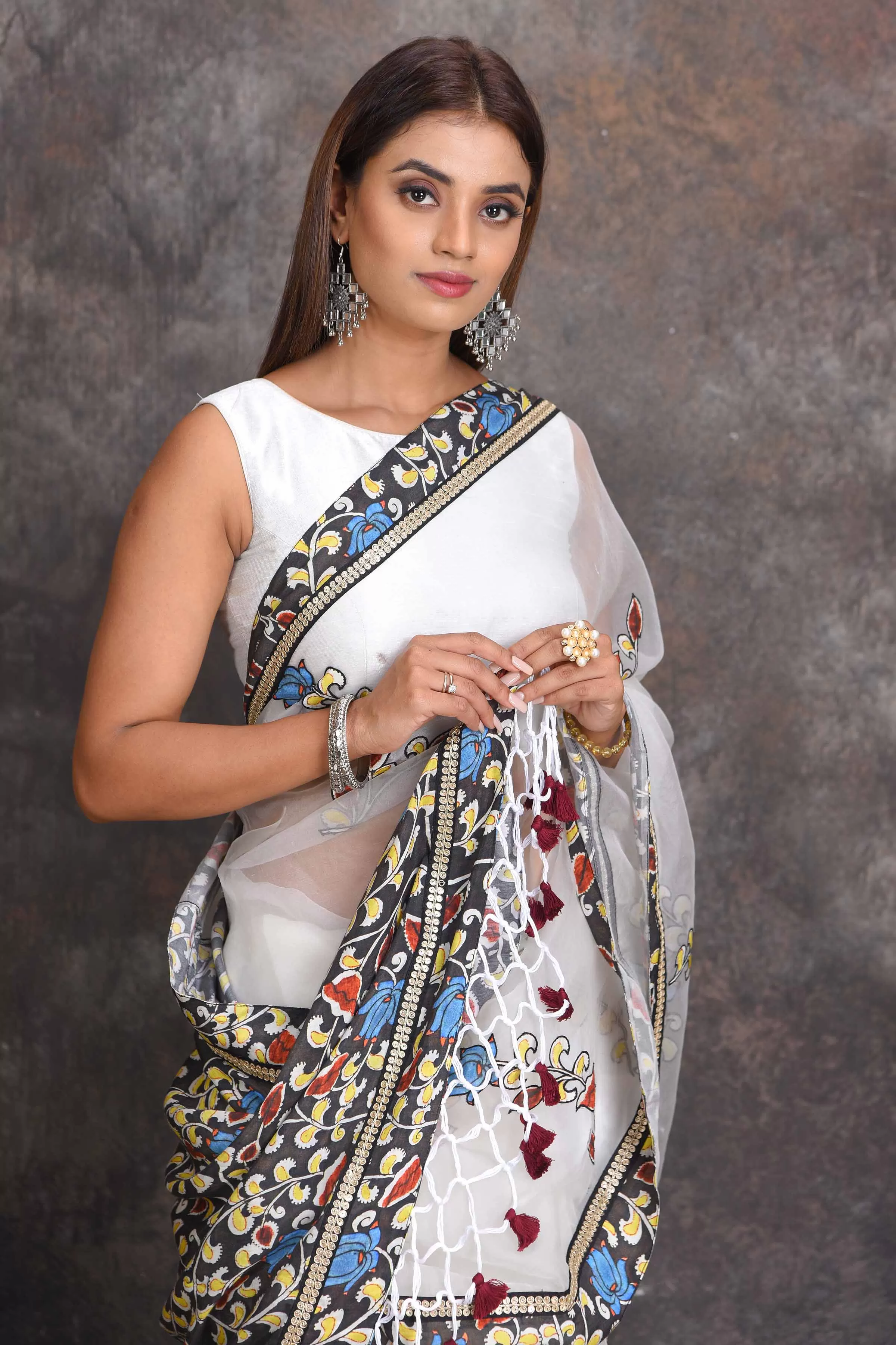 90N613 Off-White Organza Kalamkari Saree