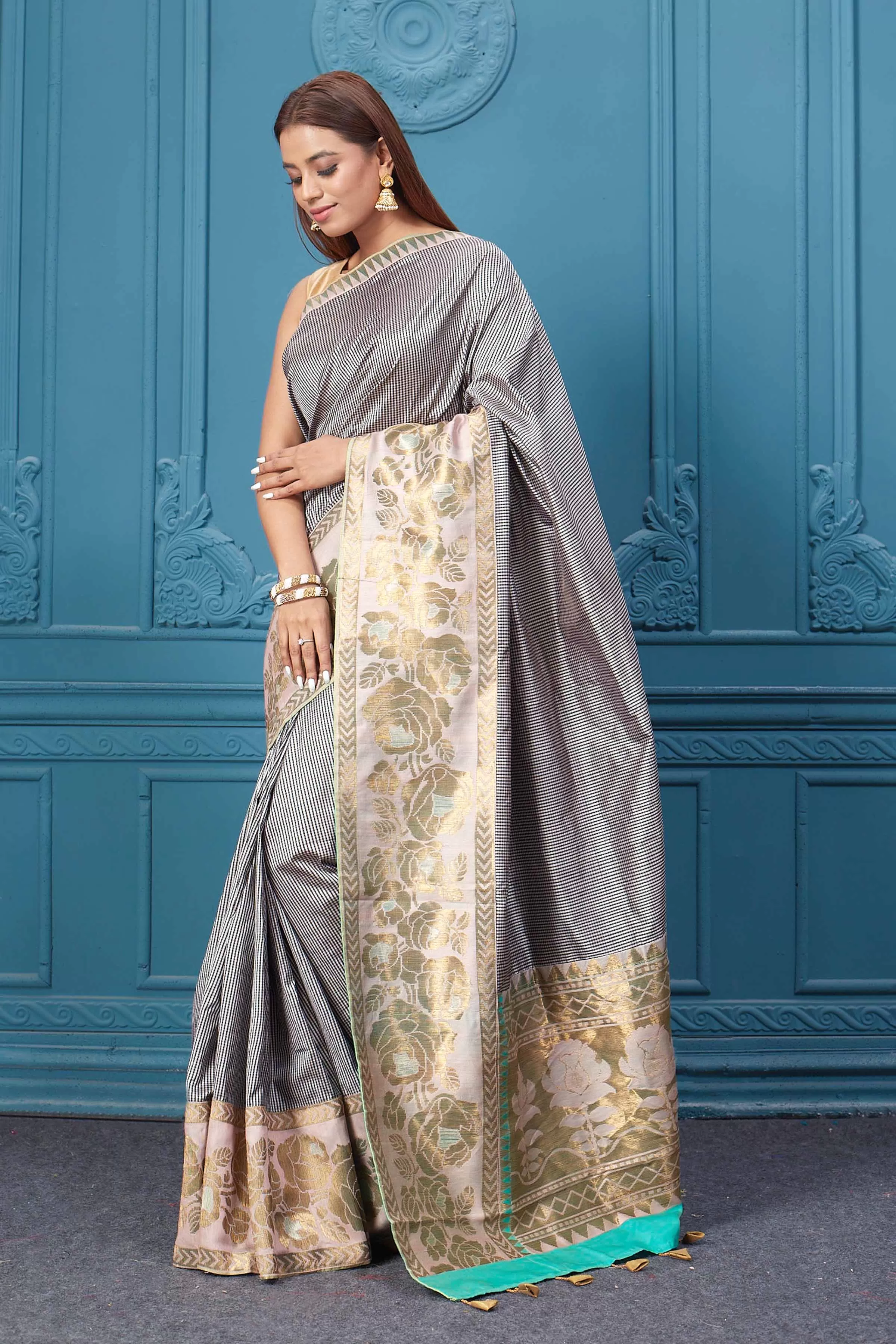 91A005 White and Black Check Gadhwal Silk Saree with Golden Border