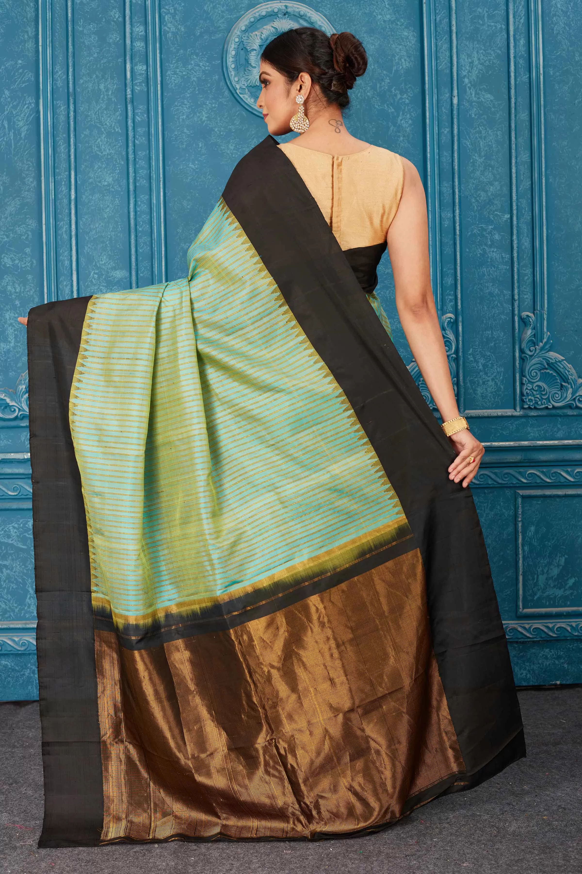 91A466 Pista Green Kanjivaram Saree with Black Border