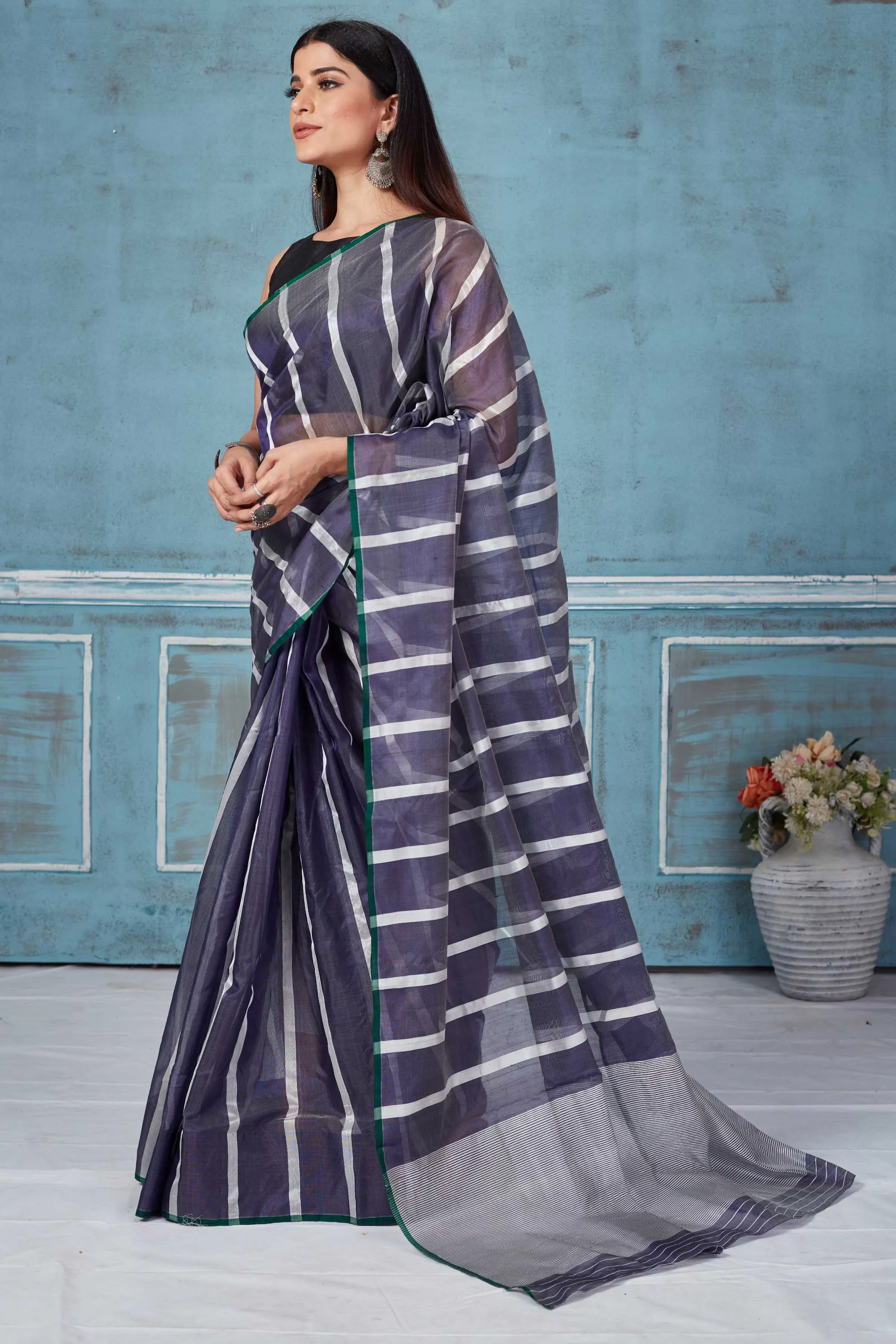 92A160 Blue And White Stripes Pattu Silk Saree