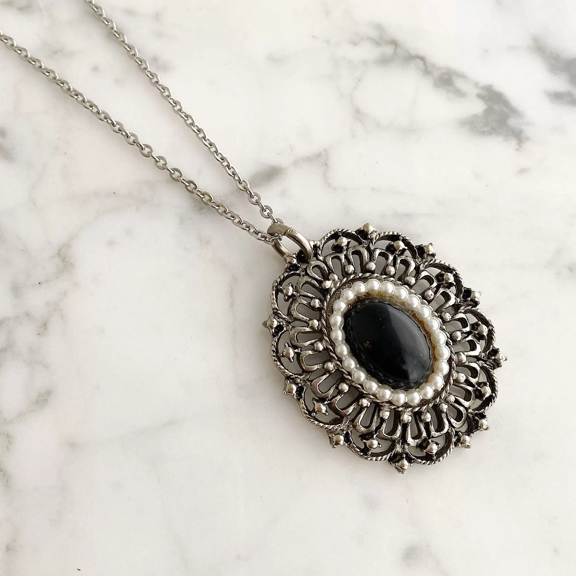 ARMAND statement black pendant necklace