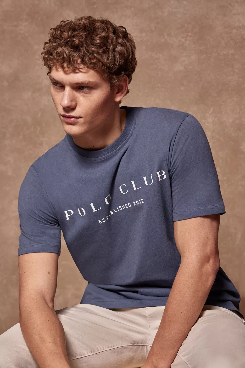 Camiseta básica azul denim con print icónico Polo Club