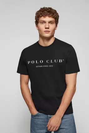 Camiseta básica negra con print icónico Polo Club