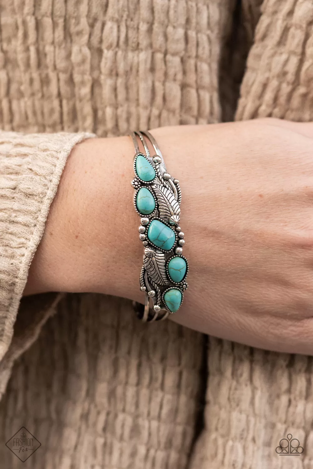 Cottage Living - Blue Bracelet