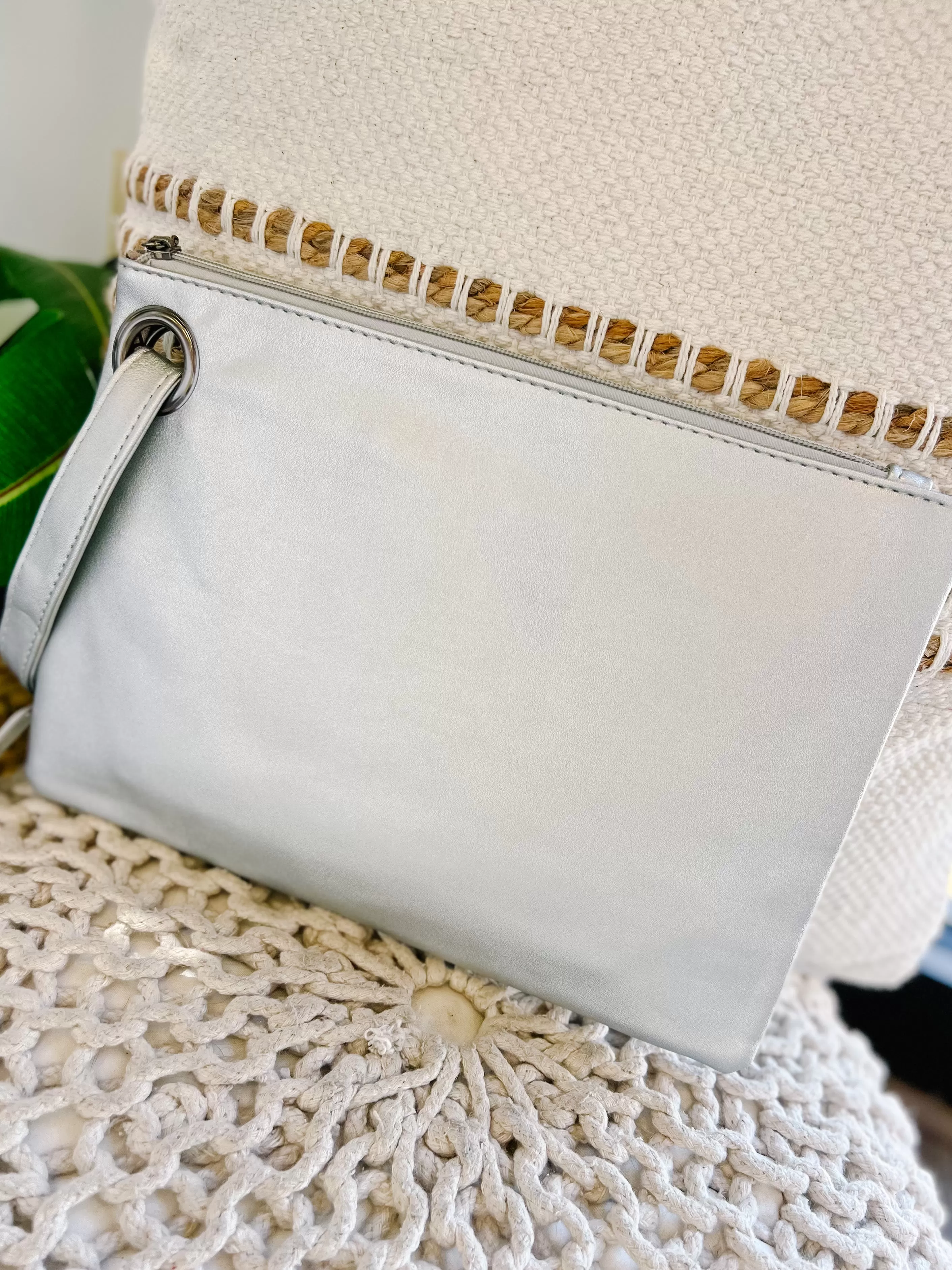 Lily Oversized Wristlet