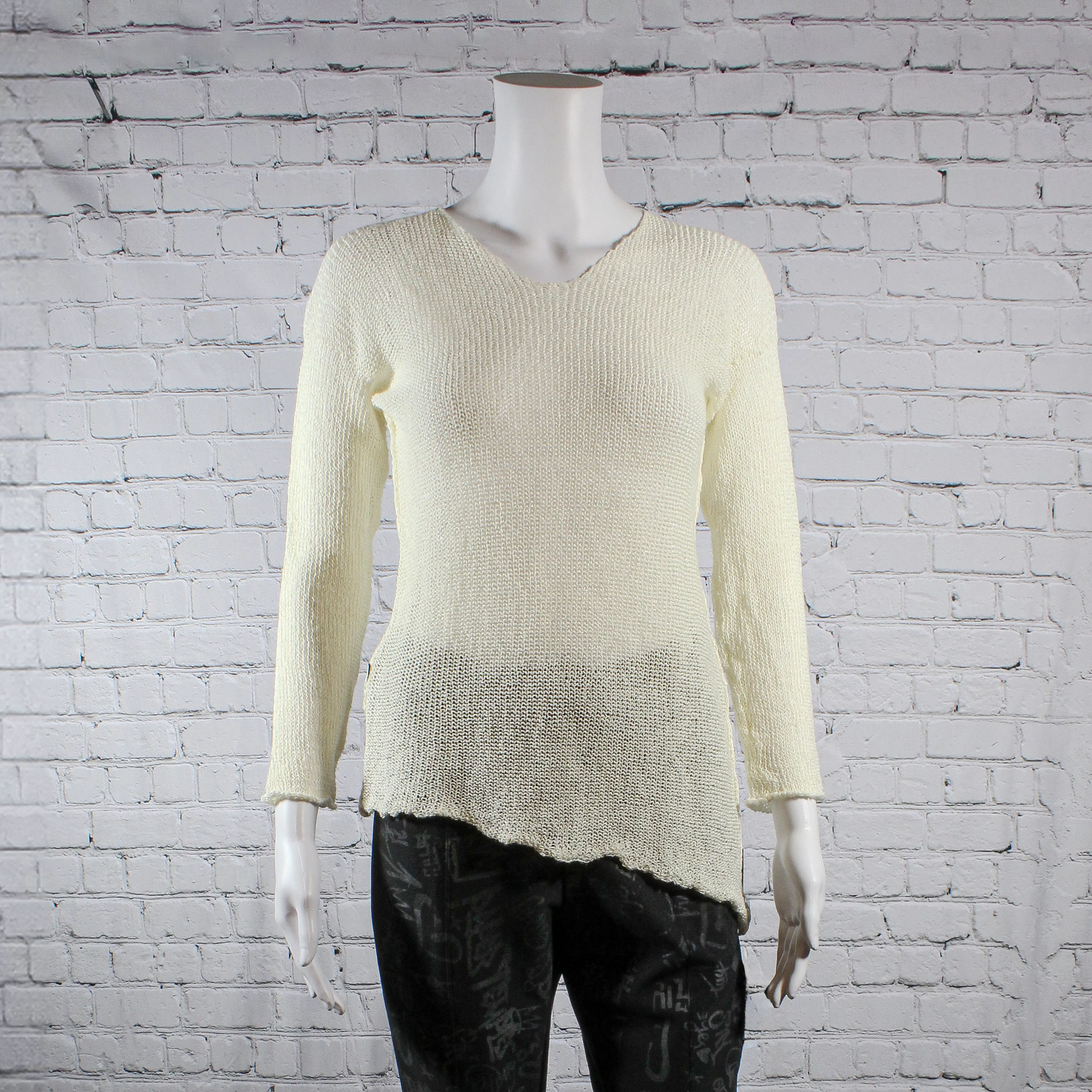 NEW! Julia Pullover Top in Raffia by Paper Temples