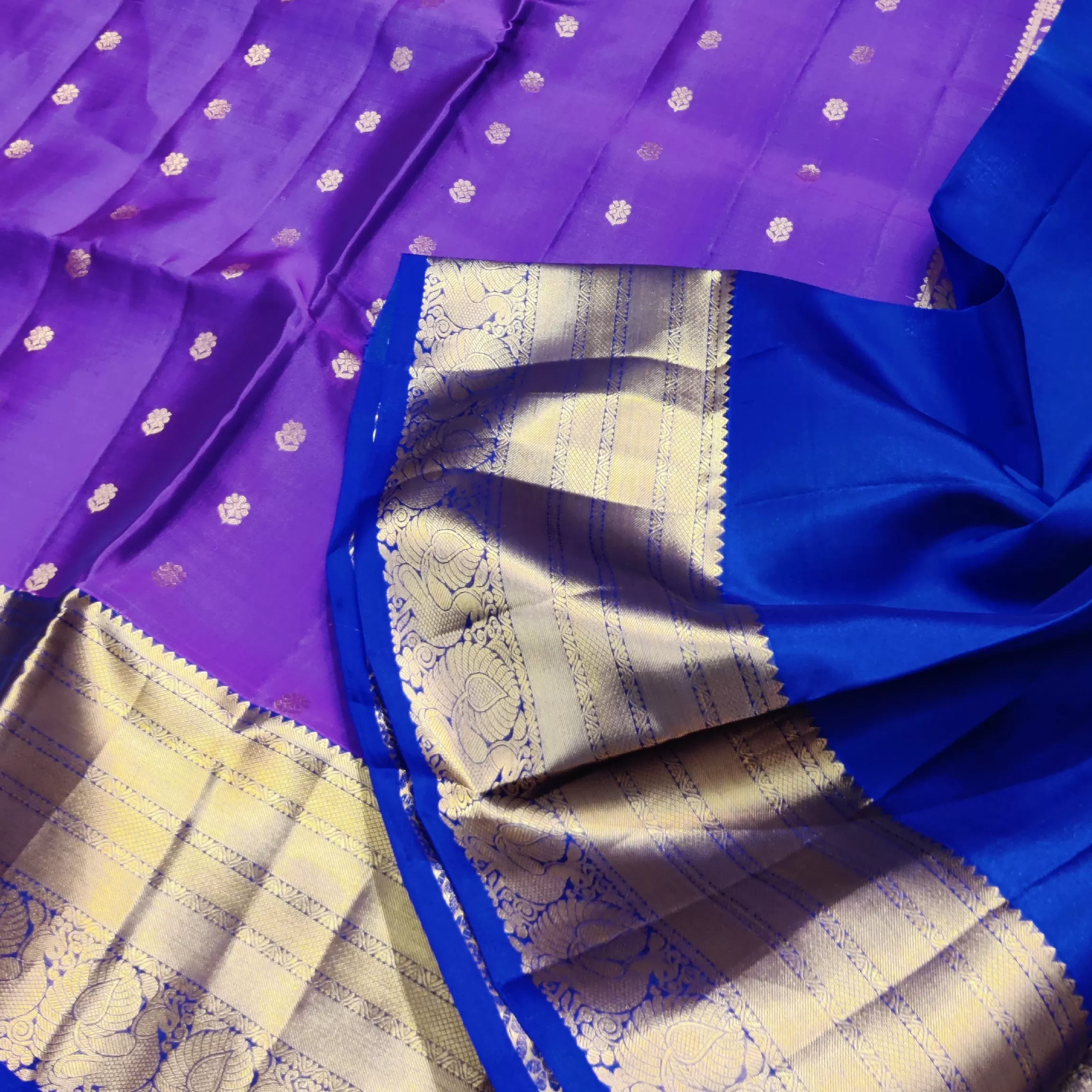 Samudrika Pattu saree - SFT04