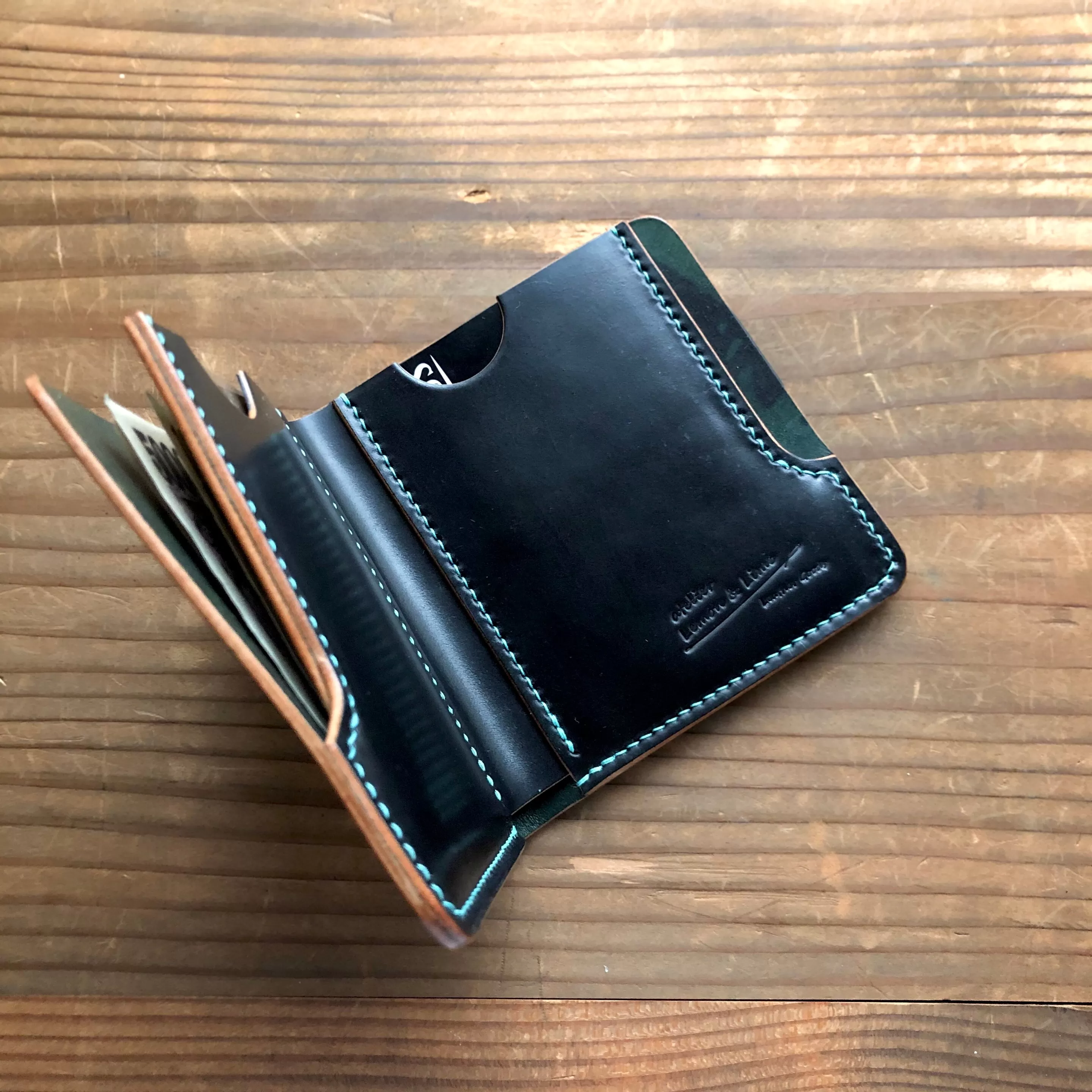 Shell Wallet / Simple / Slim Bifold【Horween】シェルコードバンの薄めの二折り財布