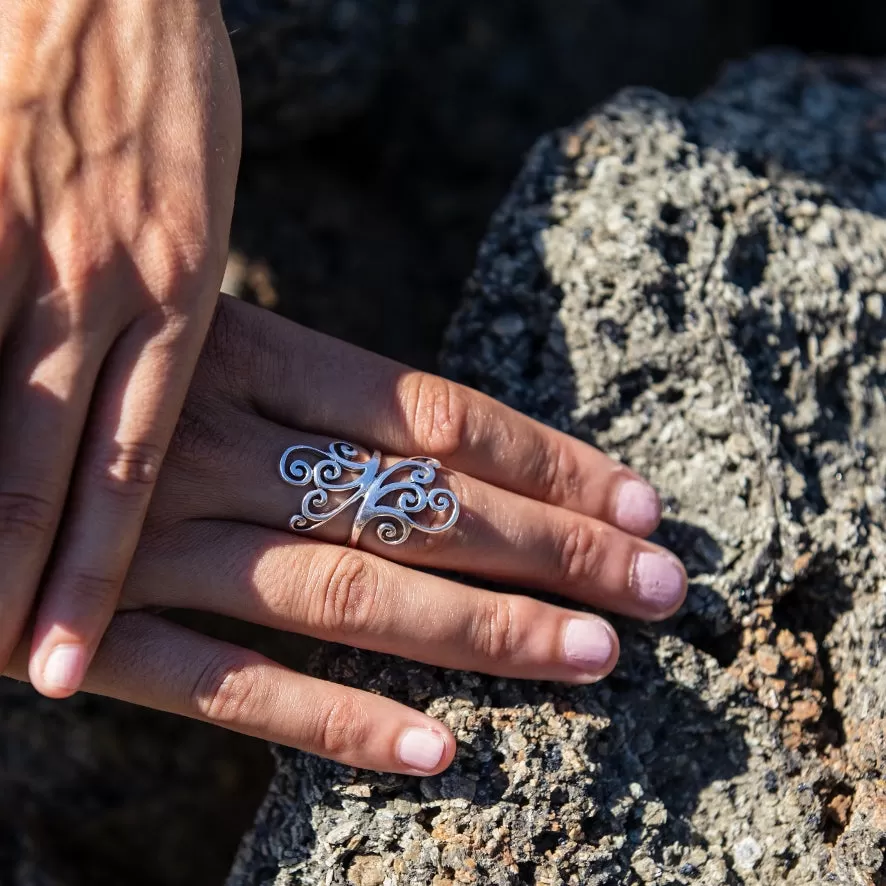 Silver Swirl Ring