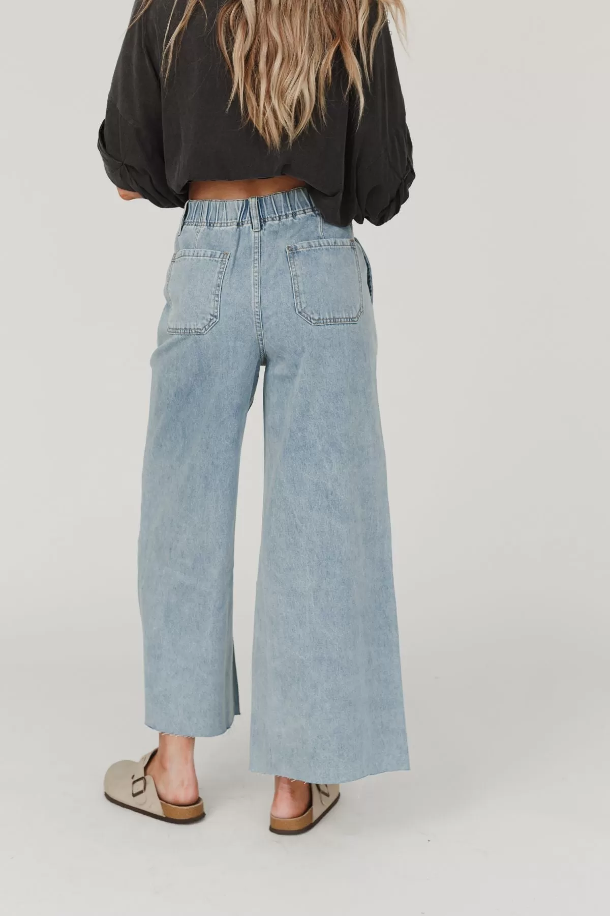 Simply You Wide Leg Jeans - Washed Denim