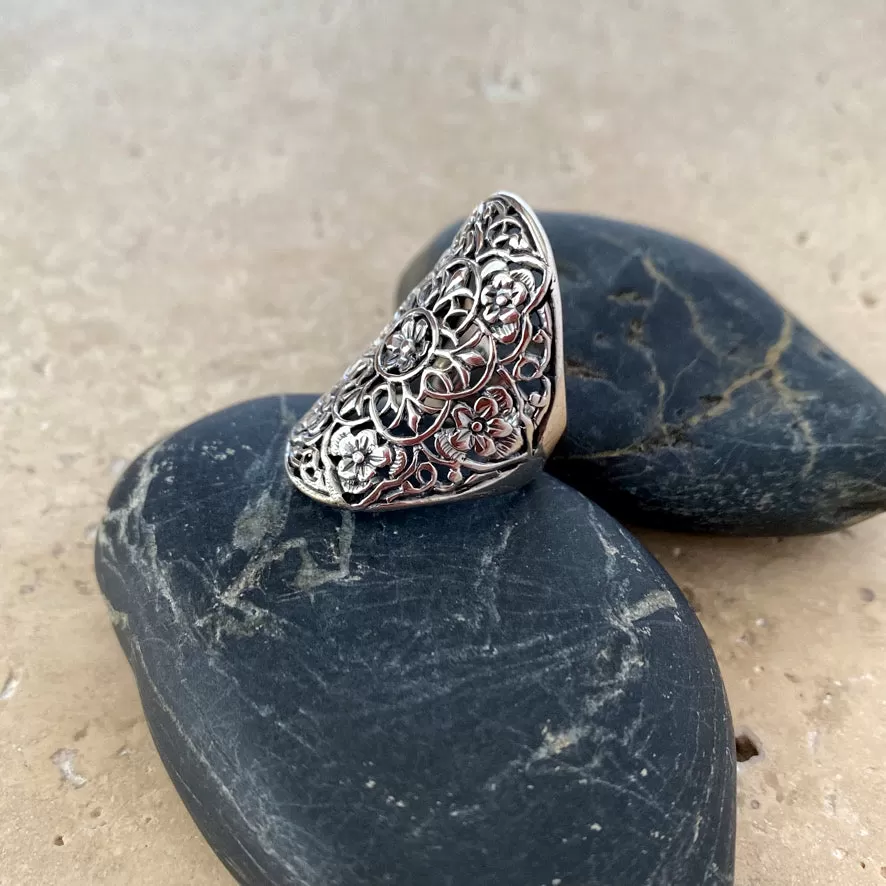 Sterling Silver Ring - Daisy