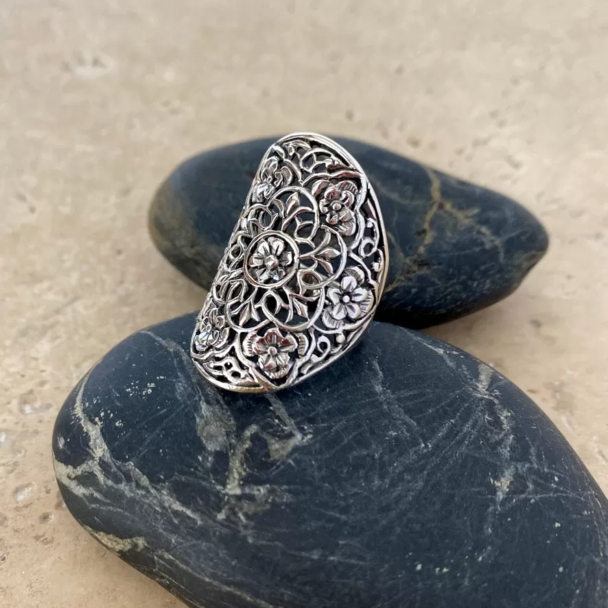 Sterling Silver Ring - Daisy