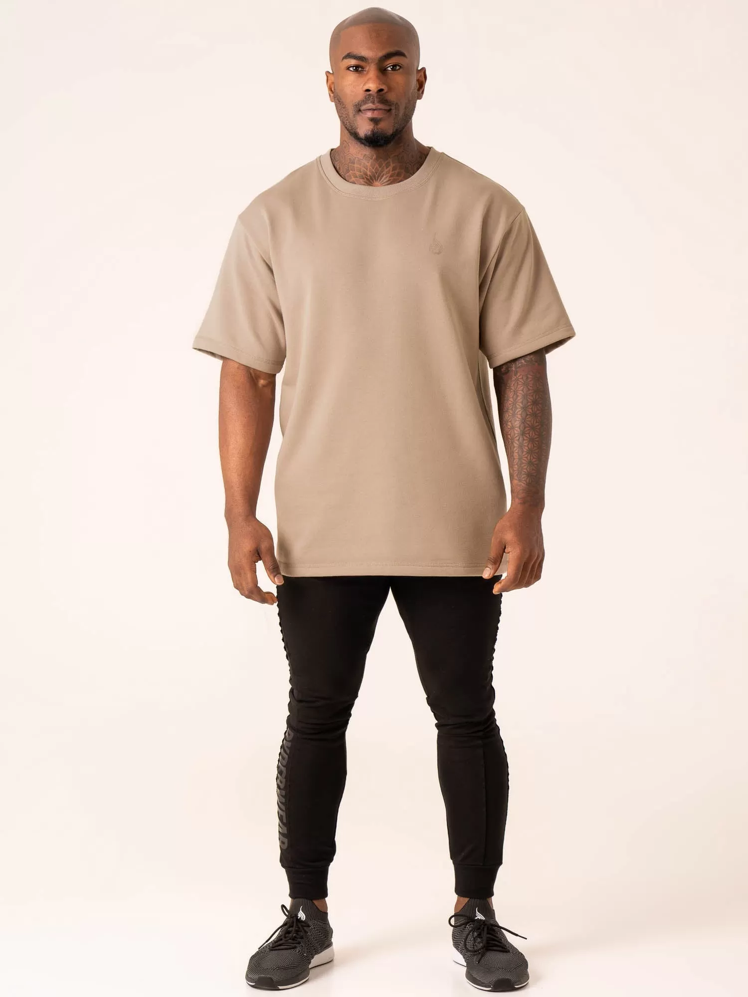 Throwback Oversized Fleece T-Shirt - Sand