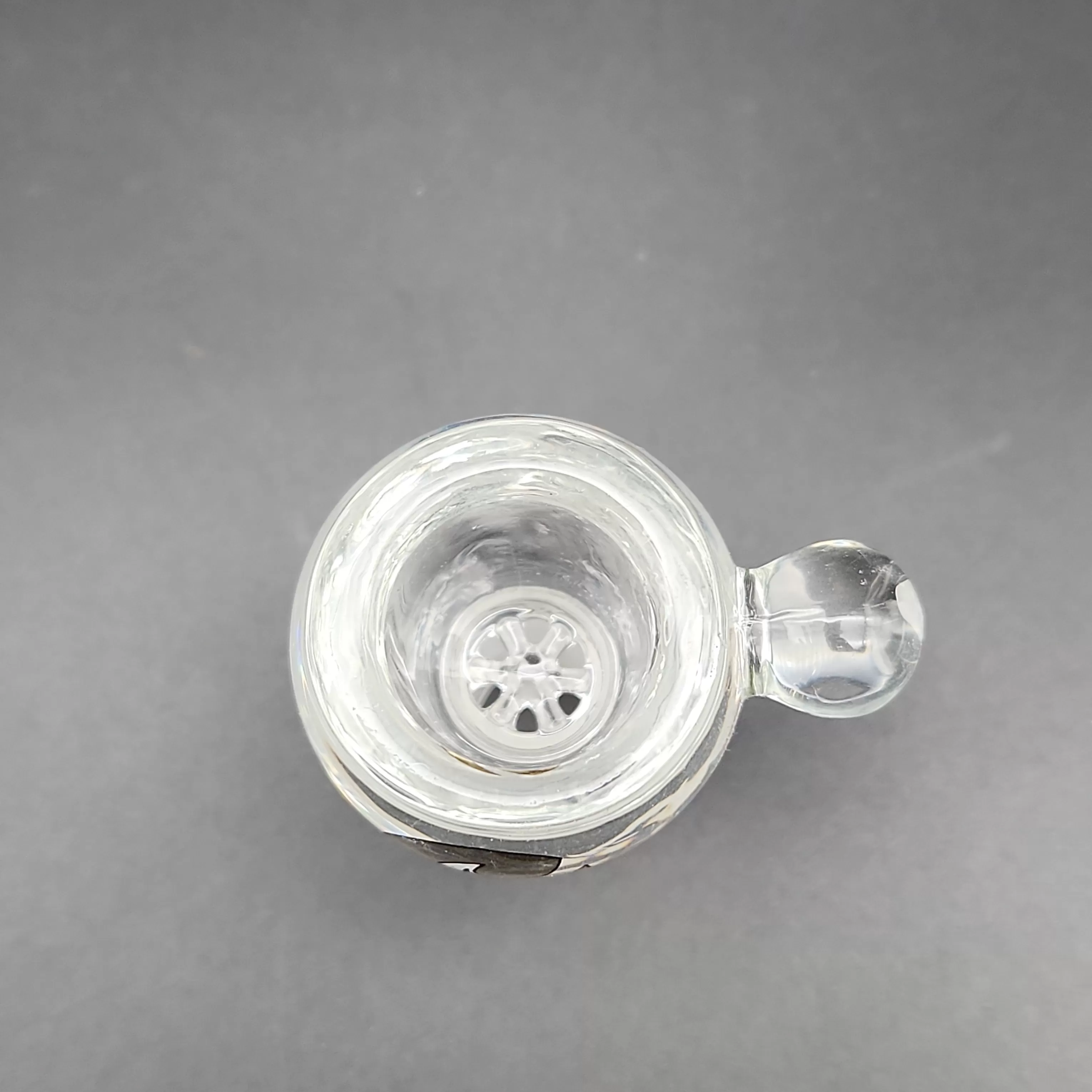 Tsunami Glass Herb Slide with Screen 18mm