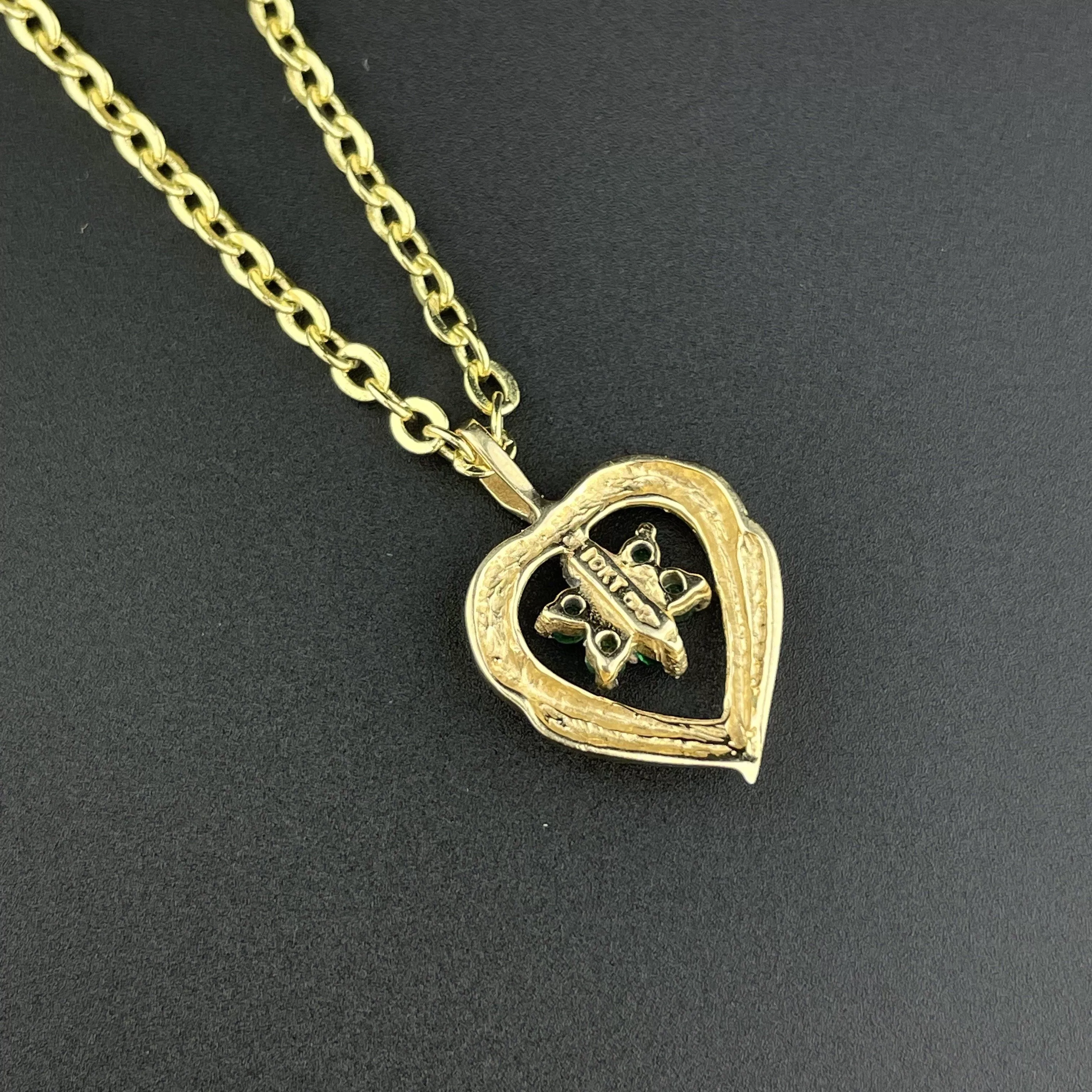 Vintage 10K Gold Emerald Diamond Heart Pendant Necklace