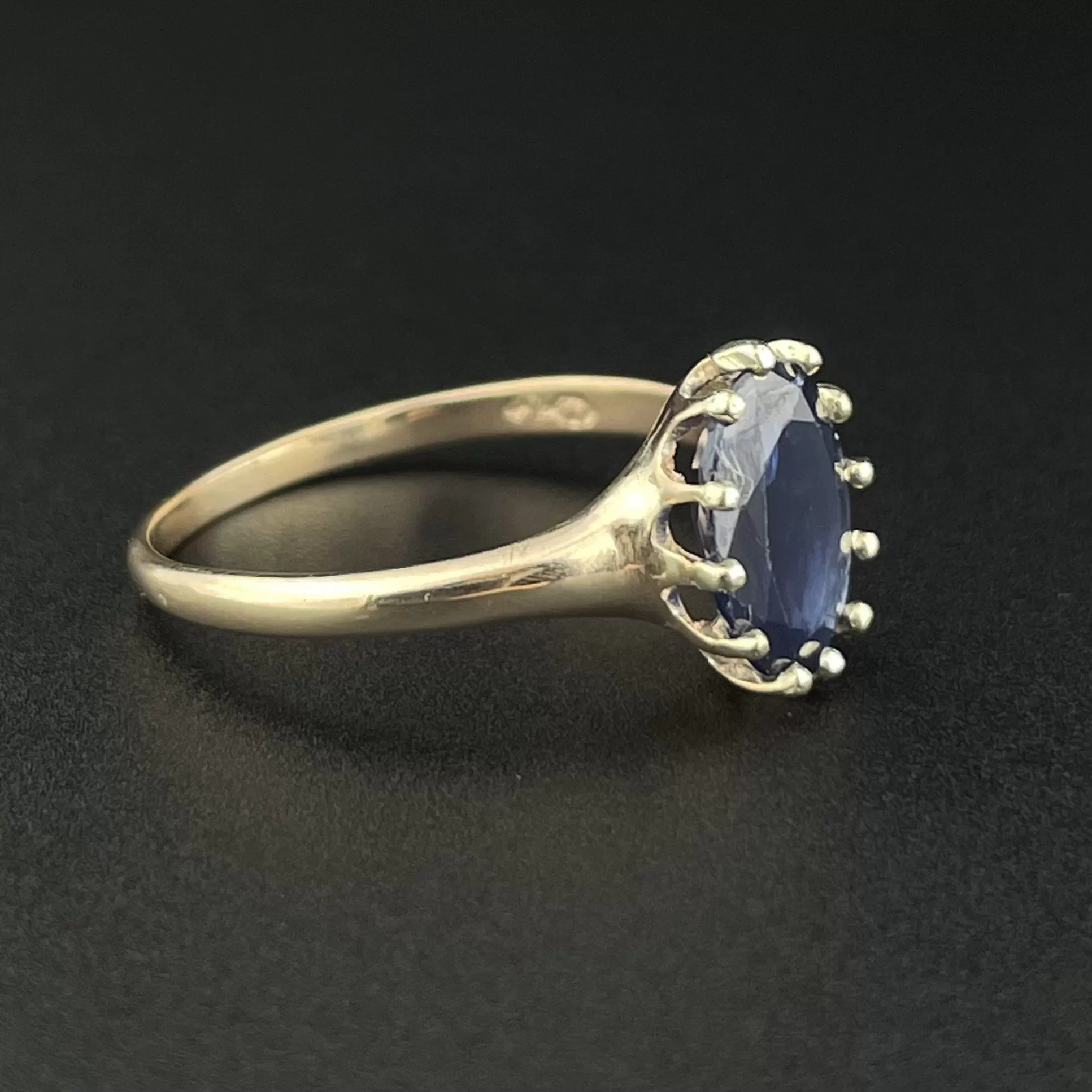 Vintage 10K Gold Oval Blue Sapphire Solitaire Ring, Sz 7 1/4