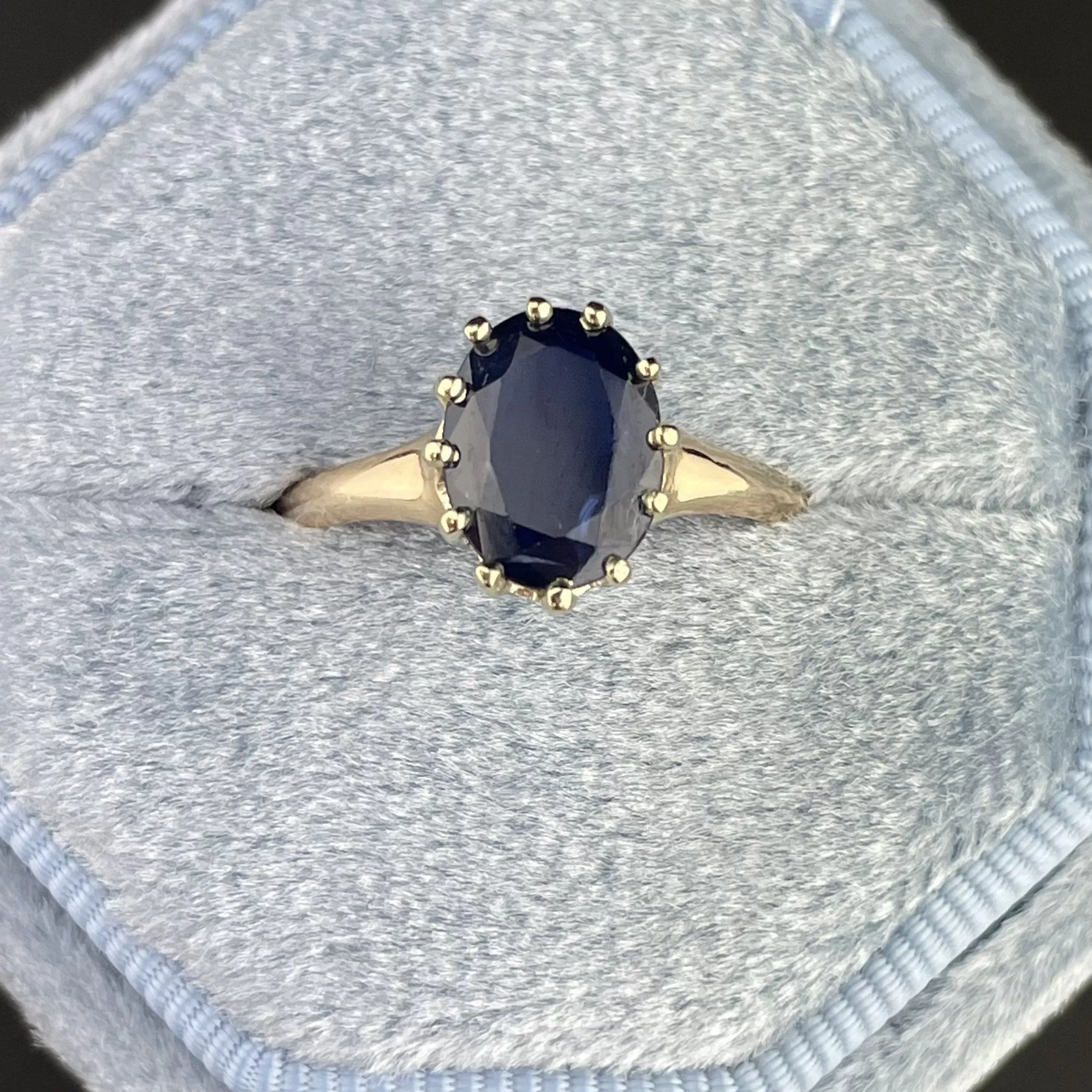 Vintage 10K Gold Oval Blue Sapphire Solitaire Ring, Sz 7 1/4